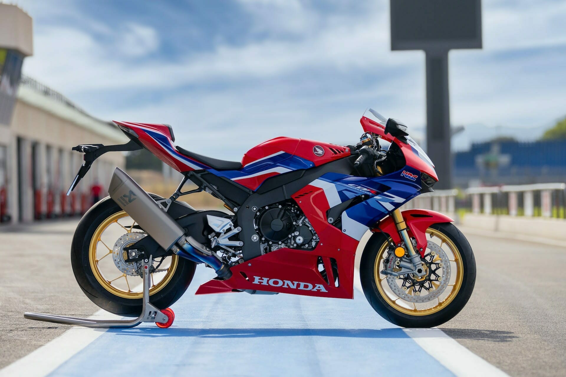 Honda, Honda CBR1000RR-R, Honda Fireblade